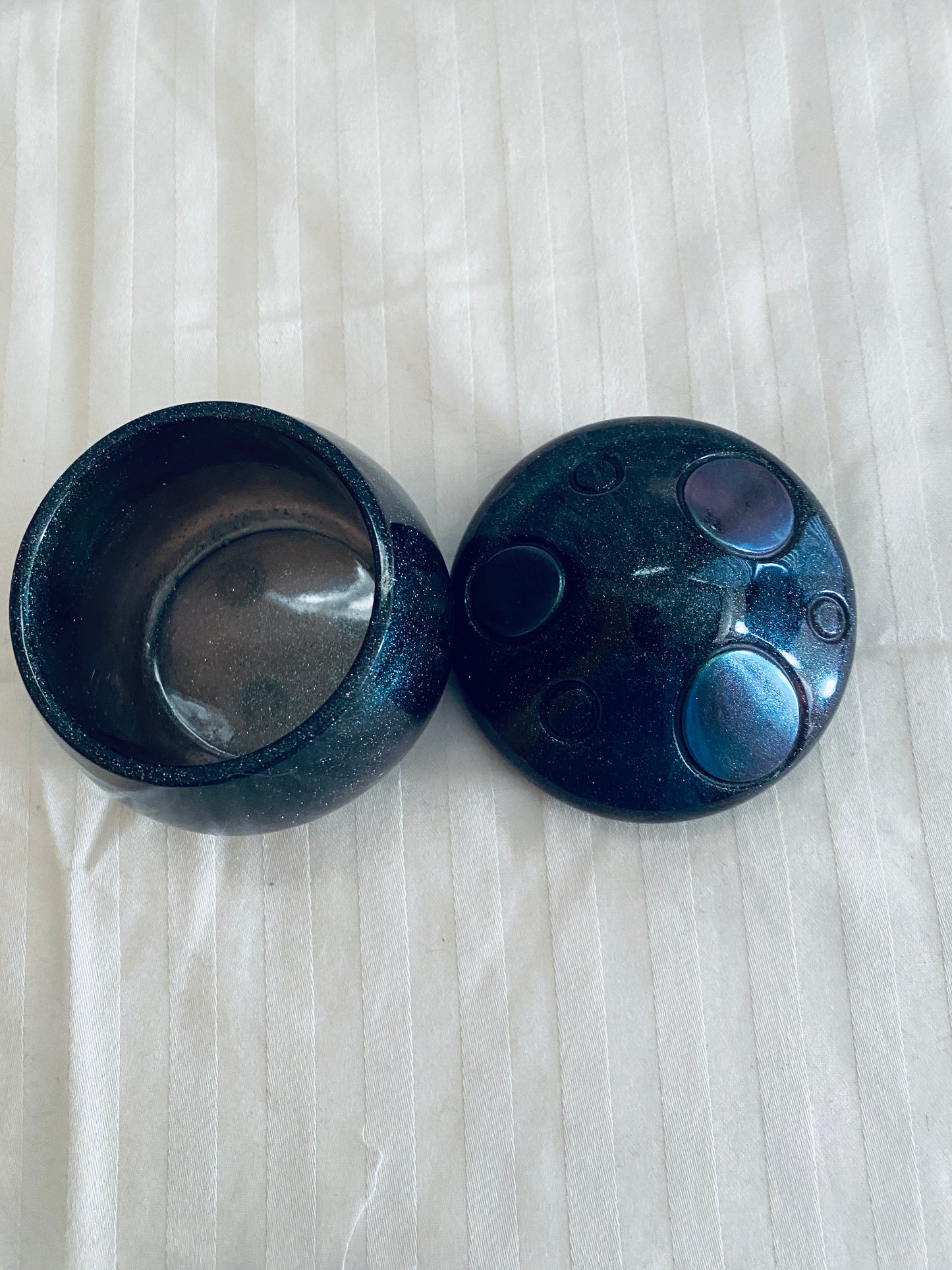 Dark Green mushroom-shaped pot with lid.