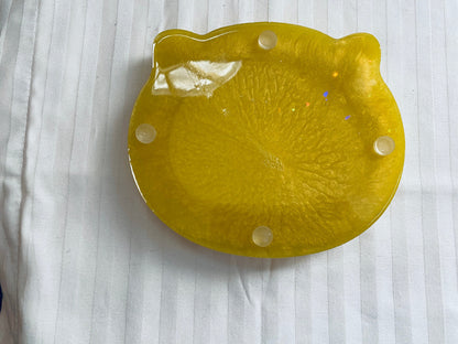 handmade resin yellow cat head trinket tray